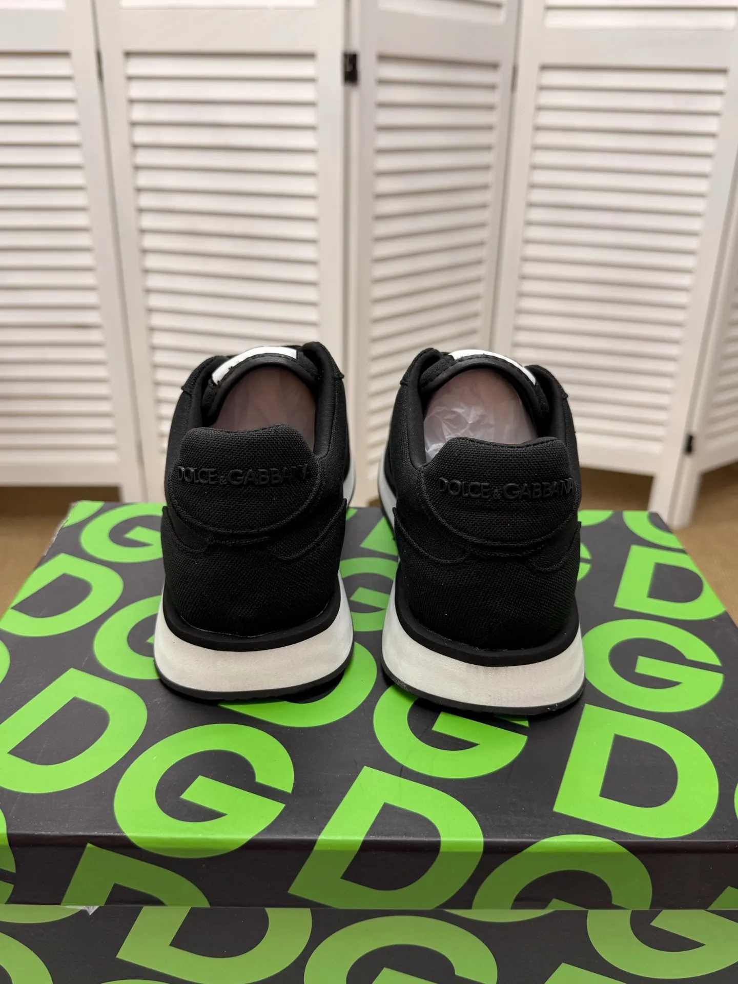Men's clothing and shoes 230. The latest sports and casual shoes for couples (DG) are fashionable and versatile, and can add luster to various looks. Create an exquisite design with unique dynamic vitality and modern atmosphere, showing modern elegance. Size: 36-46 (45 and 46 are custom-made and cannot be returned or exchanged) Se